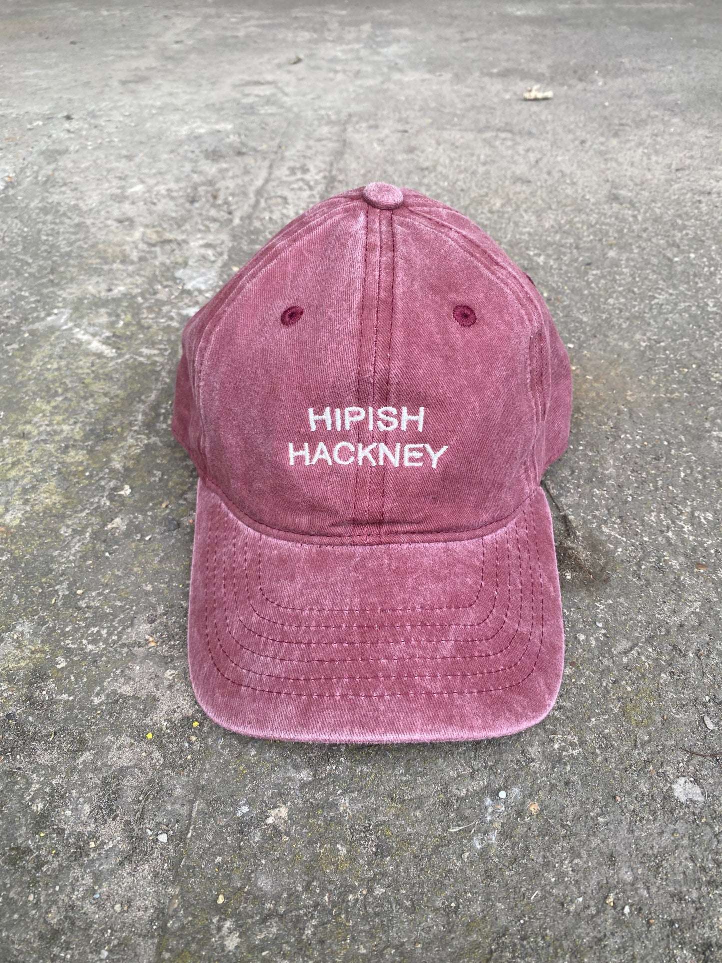 ‘Hipish Hackney’ Recycled Cotton Cap in Washed Burgundy - One Size Fits All